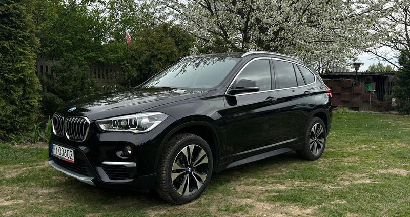 BMW X1 cena 78500 przebieg: 89000, rok produkcji 2018 z Poznań małe 92